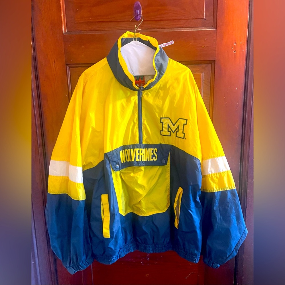 Vintage 90’s FansGear U OF M Windbreaker 🏈⚾️🏀